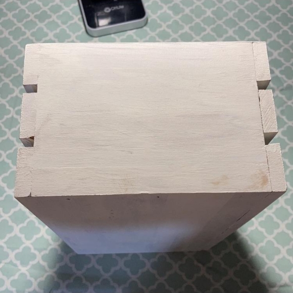 Farmhouse Crate - Picture 3 of 6